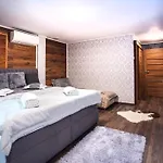 Vakantiehuis Avar Garden *