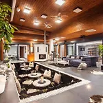 Avar Garden Vakantiehuis Bratislava
