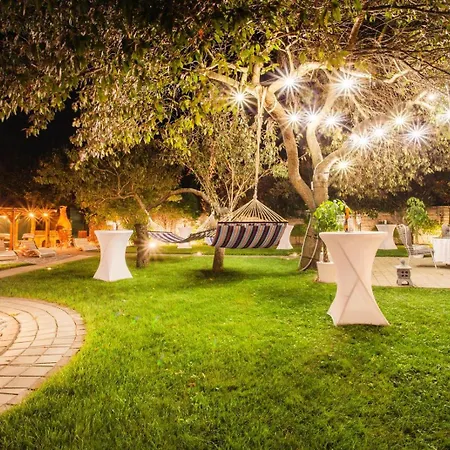 Avar Garden Casa vacanze Bratislava