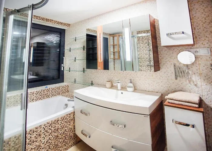 Avar Garden * Pressburg